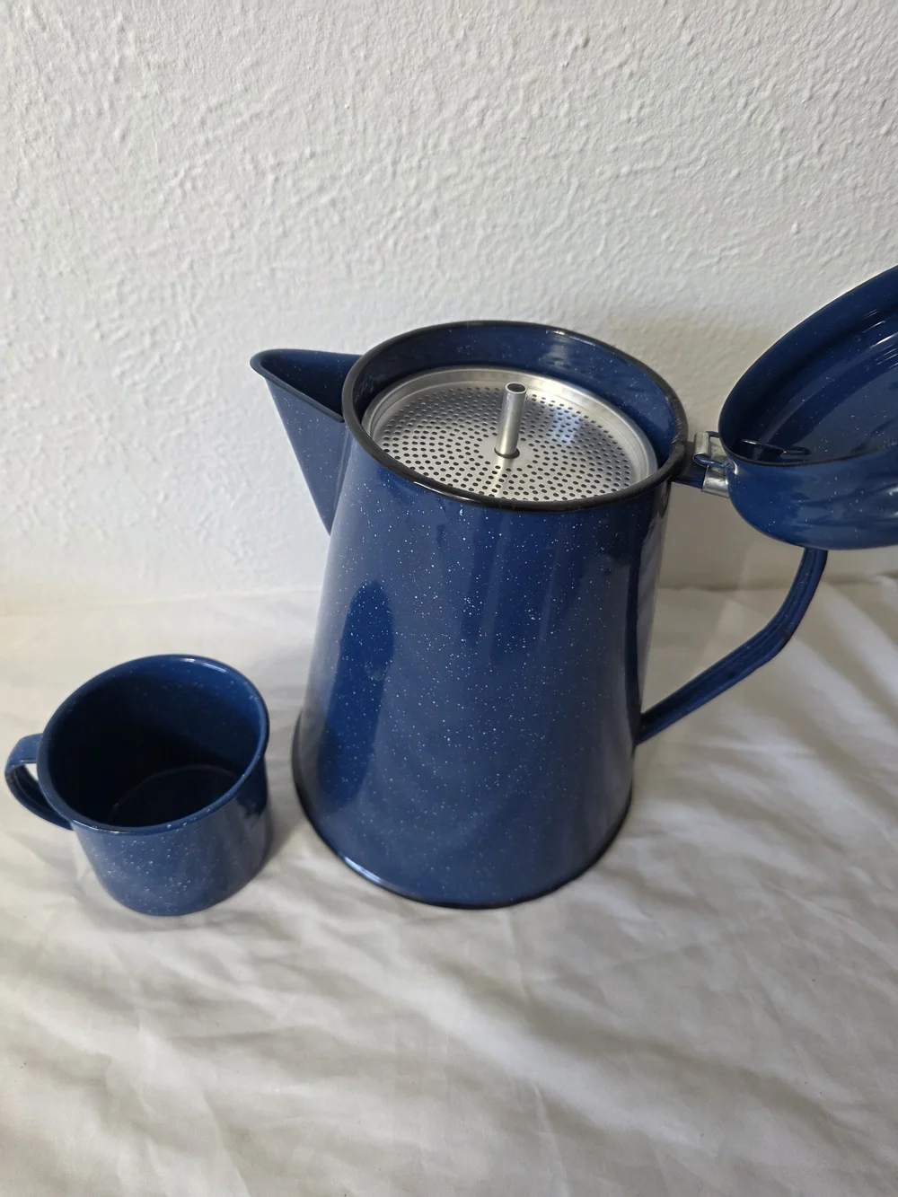 Blue Speckled Enamel Coffee Pot & Mug Set - Home Kitchen